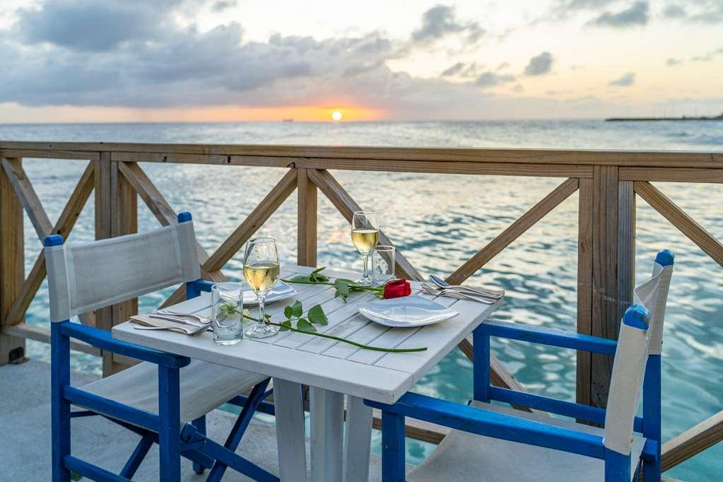 The Rif At Mangrove Beach Corendon All-Inclusive Curio Віллемстад Ресторан фото