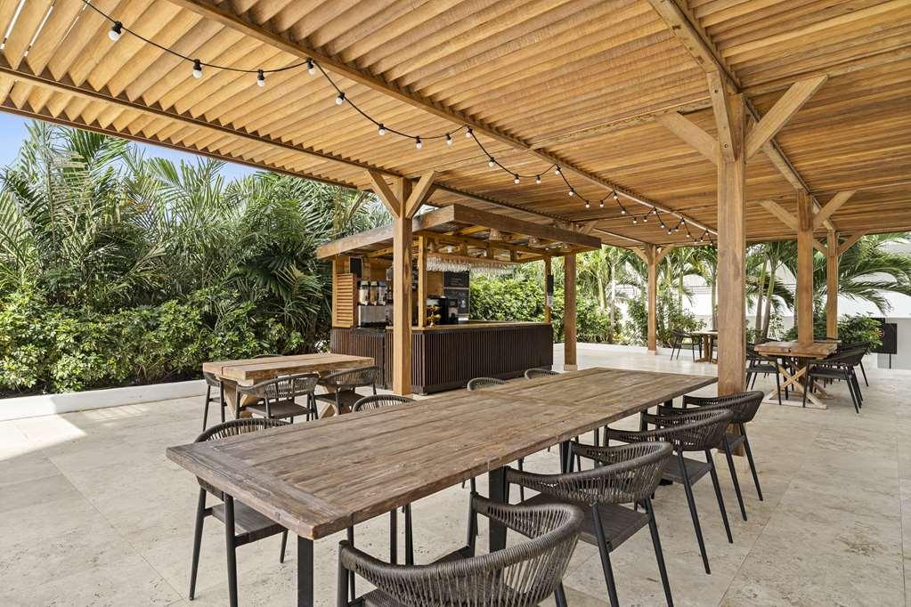 The Rif At Mangrove Beach Corendon All-Inclusive Curio Віллемстад Ресторан фото